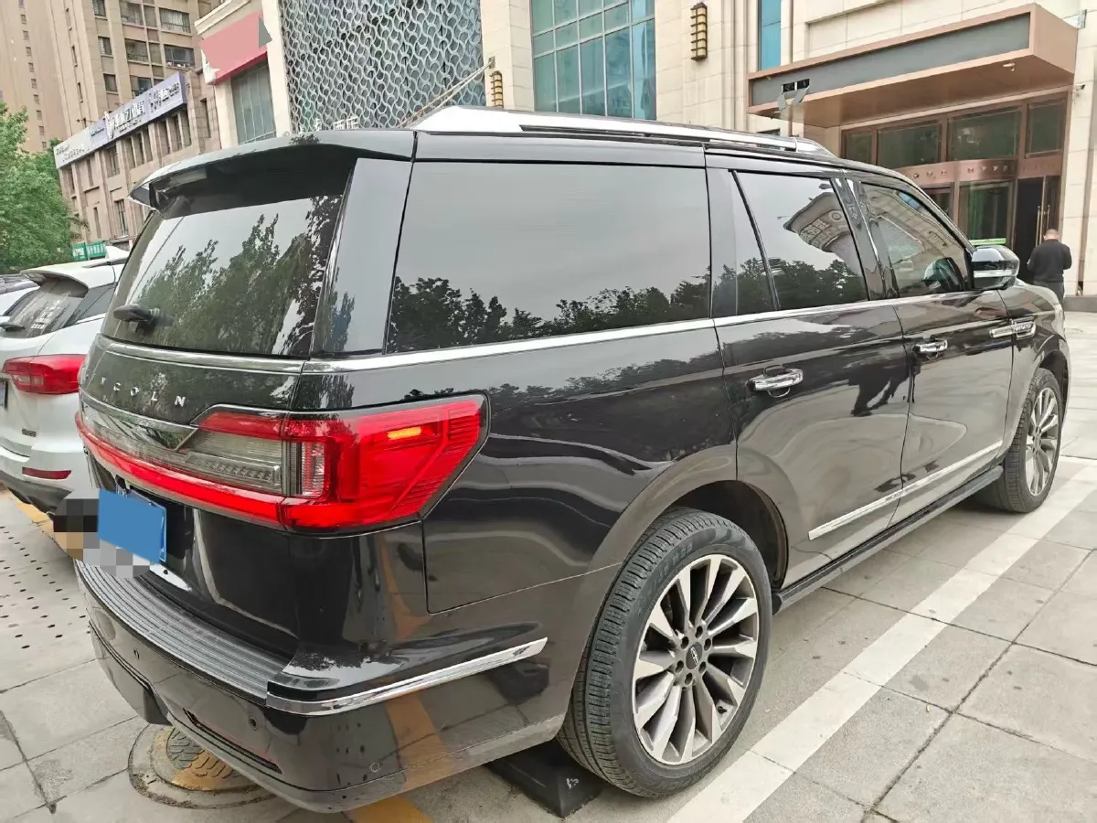 2019 Lincoln Navigator 3.5T 388HP V6 10AT,autocango,china used car exporter,china ev exporter,chinese used car exporter,chinese used ev exporter