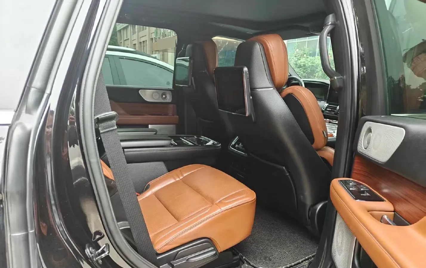 2019 Lincoln Navigator 3.5T 388HP V6 10AT,autocango,china used car exporter,china ev exporter,chinese used car exporter,chinese used ev exporter