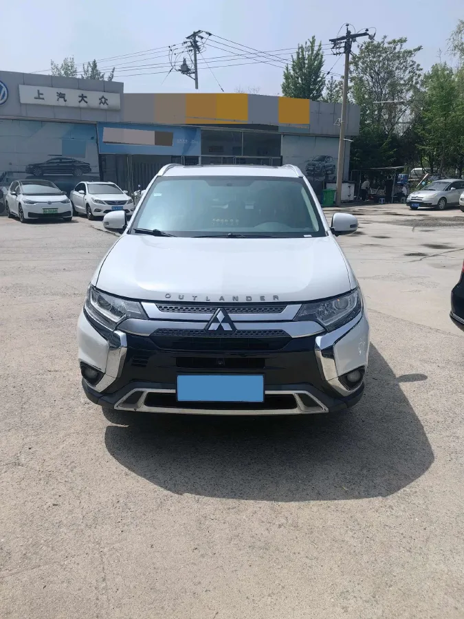 2019 Mitsubishi Outlander 2.0L 166HP L4 CVT,autocango,china used car exporter,china ev exporter,chinese used car exporter,chinese used ev exporter