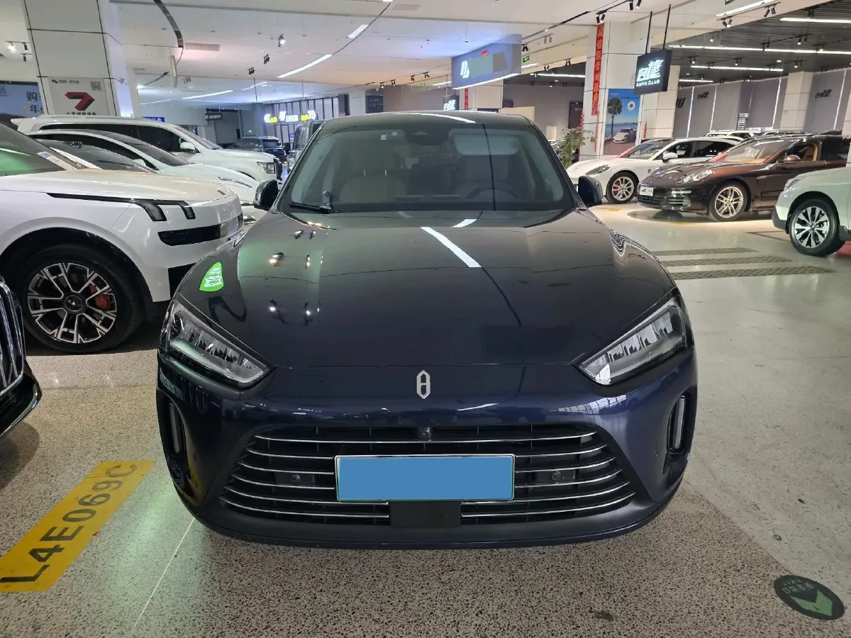 2022 AITO AITO M5 Range Extended 125HP REEV 40KWH,autocango,china used car exporter,china ev exporter,chinese used car exporter,chinese used ev exporter