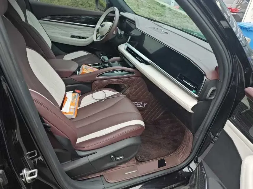 2025 Geely Monjaro 2.0T 238HP L4 8AT,autocango,china used car exporter,china ev exporter,chinese used car exporter,chinese used ev exporter