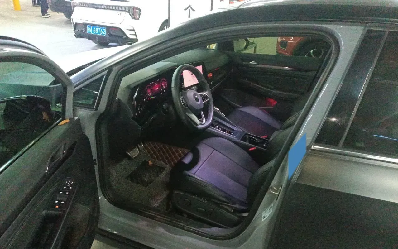 2023 Volkswagen Golf 1.4T 150HP L4 7DCT,autocango,china used car exporter,china ev exporter,chinese used car exporter,chinese used ev exporter