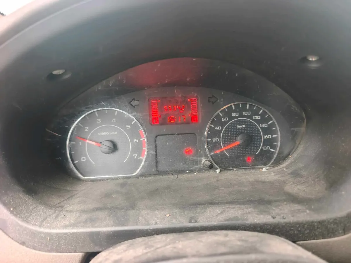 2019 WuLing RongGuang V 1.5L 99HP L4 6MT,autocango,china used car exporter,china ev exporter,chinese used car exporter,chinese used ev exporter