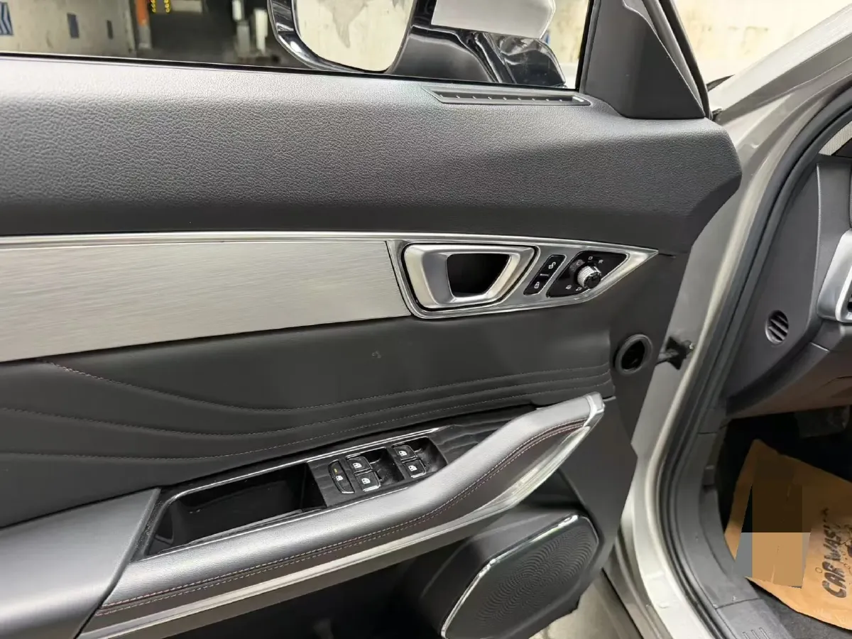 2020 Bestune T99 2.0T 224HP L4 6AT,autocango,china used car exporter,china ev exporter,chinese used car exporter,chinese used ev exporter