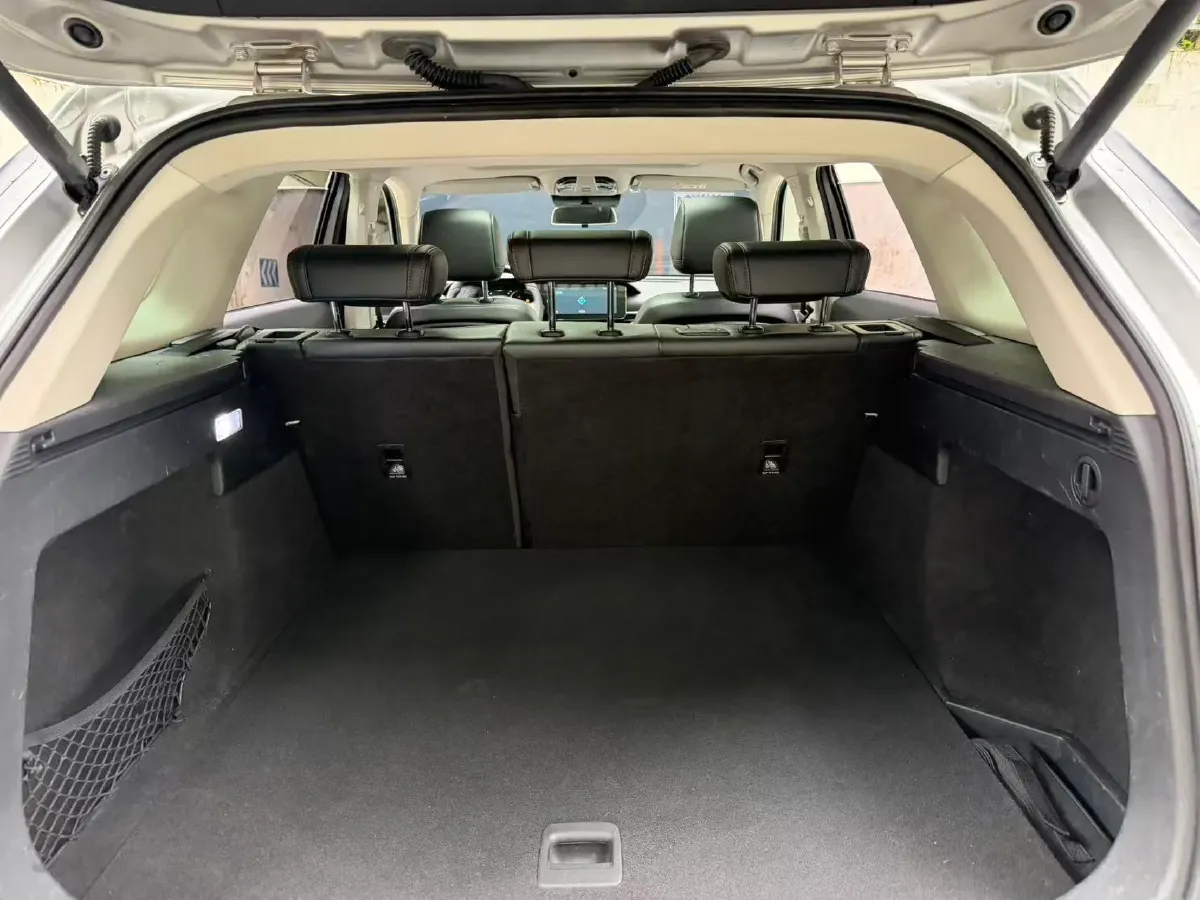 2020 Bestune T99 2.0T 224HP L4 6AT,autocango,china used car exporter,china ev exporter,chinese used car exporter,chinese used ev exporter