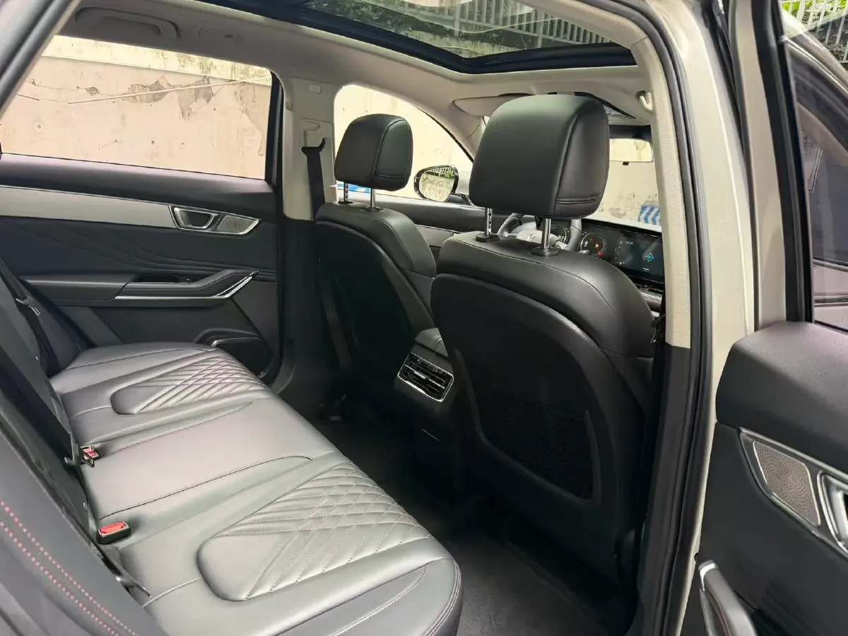 2020 Bestune T99 2.0T 224HP L4 6AT,autocango,china used car exporter,china ev exporter,chinese used car exporter,chinese used ev exporter