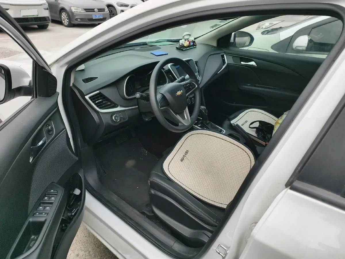 2019 Chevrolet Cavalier 1.5L 113HP L4 6AT,autocango,china used car exporter,china ev exporter,chinese used car exporter,chinese used ev exporter