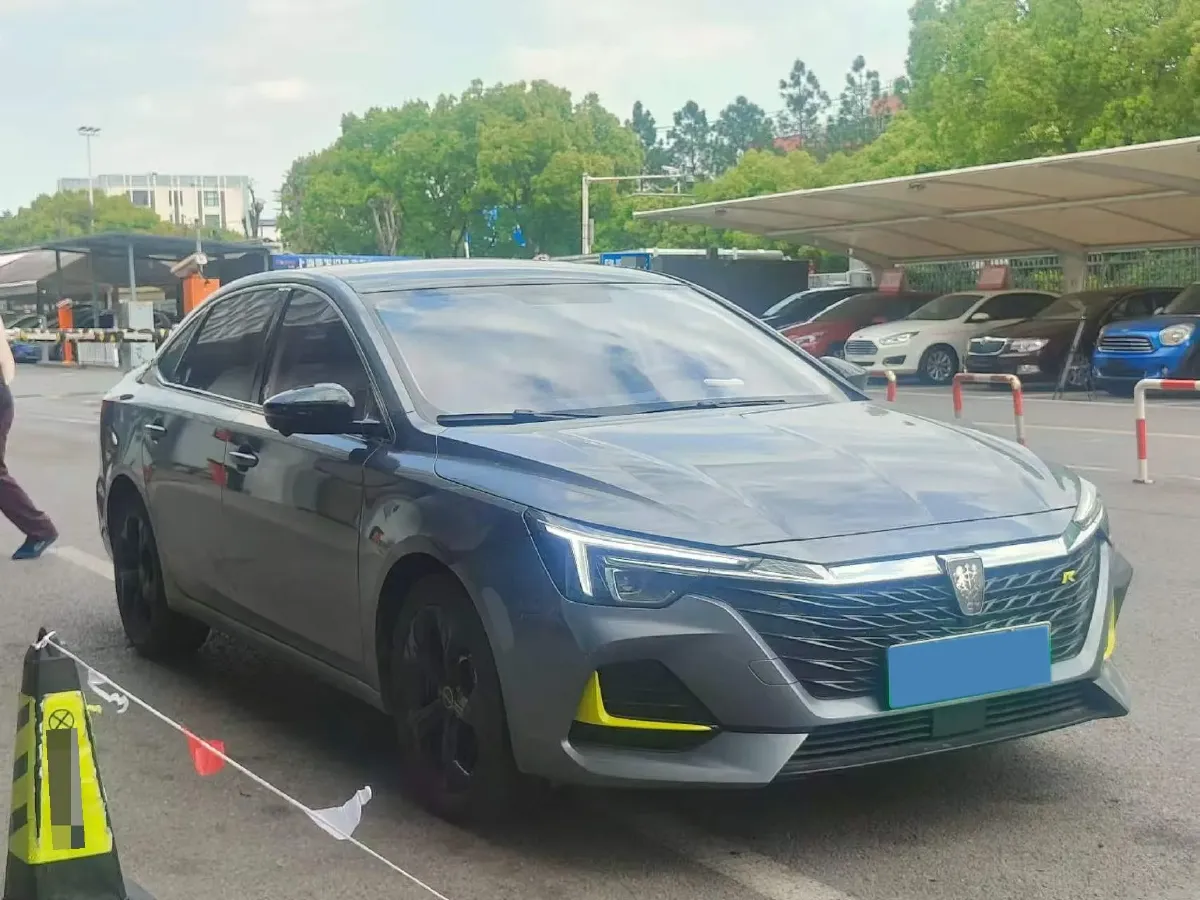 2020 Roewe i6 MAX 1.5T 169HP L4 AMT PHEV,autocango,china used car exporter,china ev exporter,chinese used car exporter,chinese used ev exporter