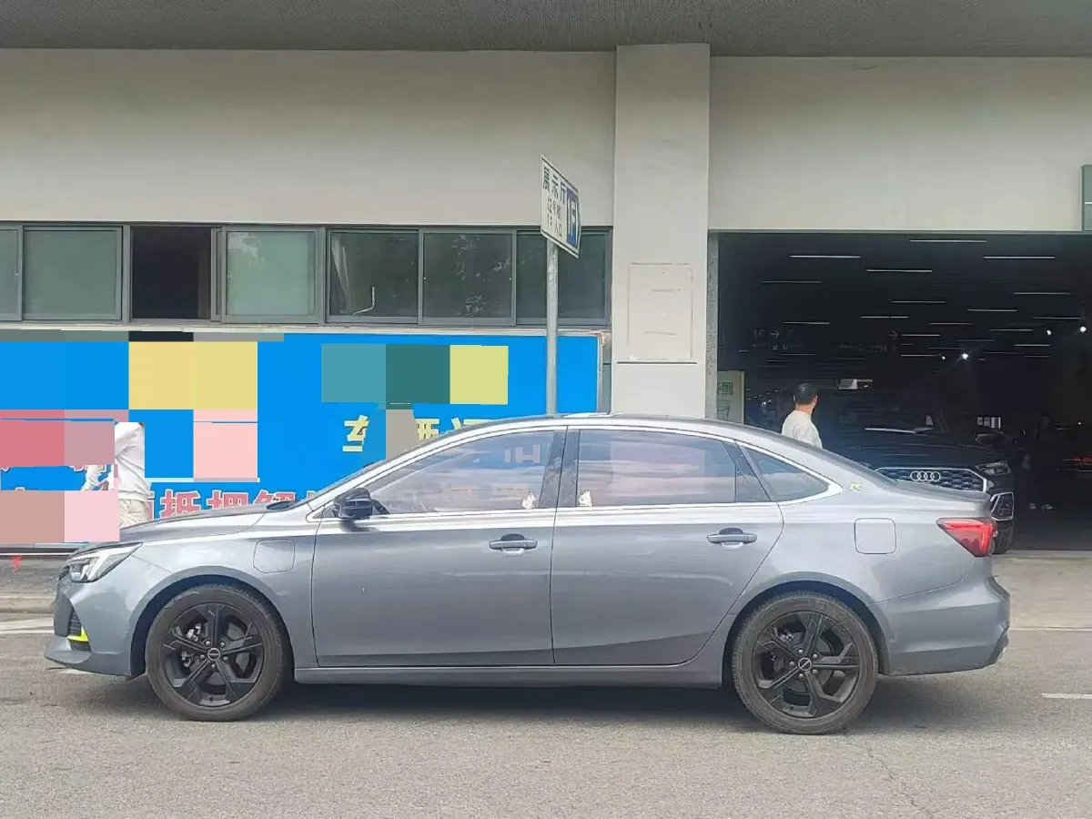 2020 Roewe i6 MAX 1.5T 169HP L4 AMT PHEV,autocango,china used car exporter,china ev exporter,chinese used car exporter,chinese used ev exporter