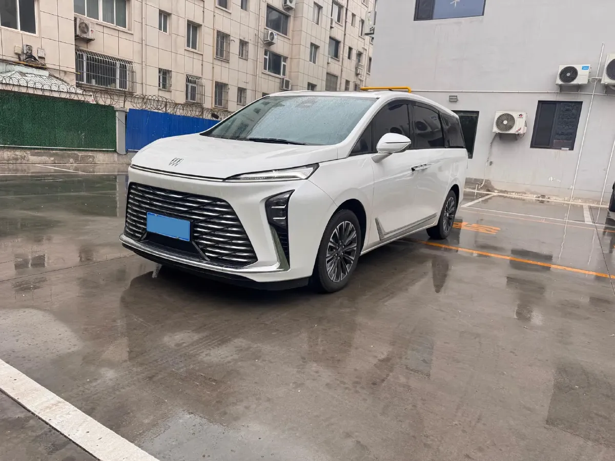 2025 Buick GL8 2.0T 237HP L4 9AT,autocango,china used car exporter,china ev exporter,chinese used car exporter,chinese used ev exporter