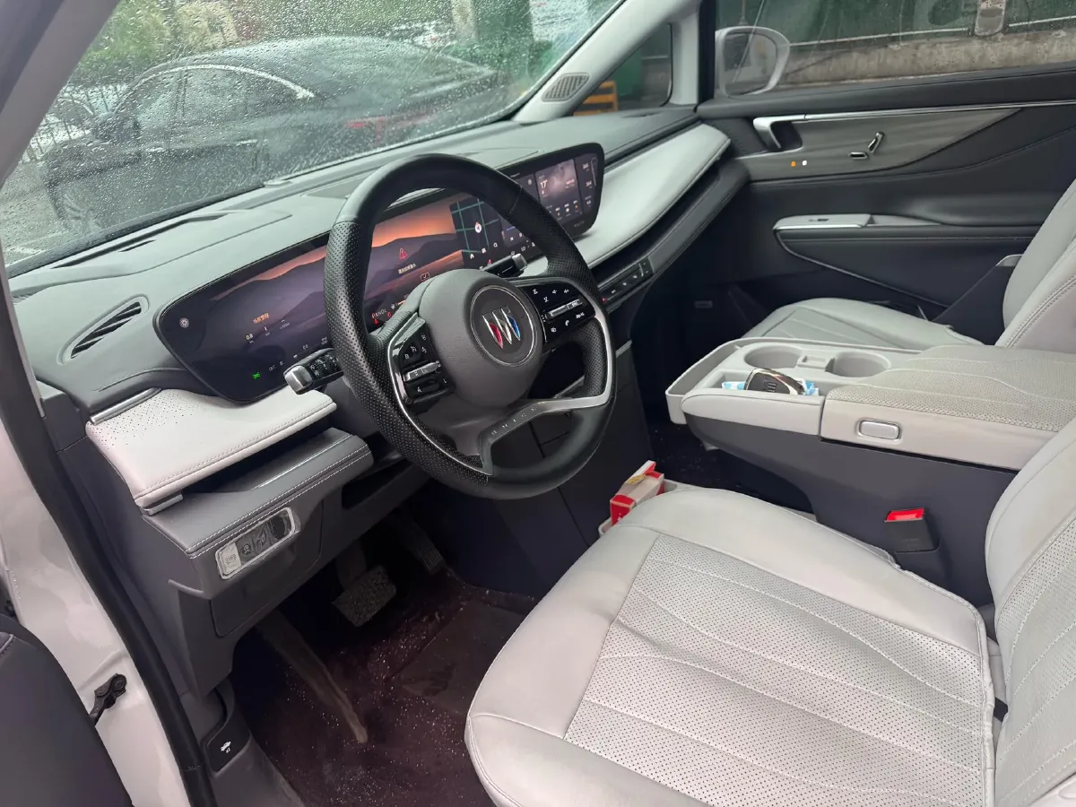 2025 Buick GL8 2.0T 237HP L4 9AT,autocango,china used car exporter,china ev exporter,chinese used car exporter,chinese used ev exporter