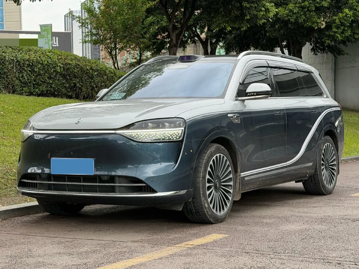 2024 AITO AITO M9 1.5T 152HP L4 REEV 42KWH,autocango,china used car exporter,china ev exporter,chinese used car exporter,chinese used ev exporter