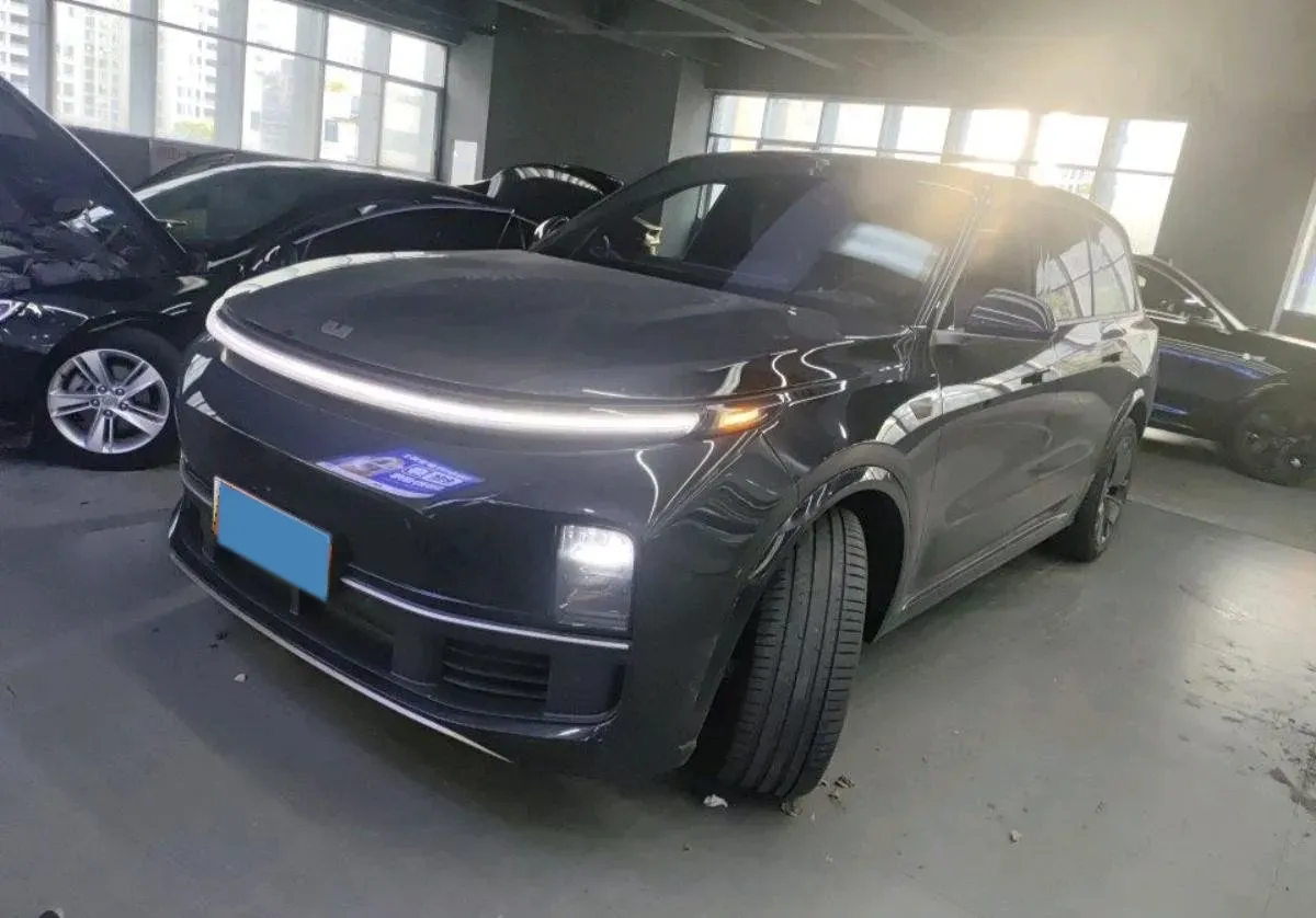 2025 Li L9 Range Extended 154HP REEV,autocango,china used car exporter,china ev exporter,chinese used car exporter,chinese used ev exporter