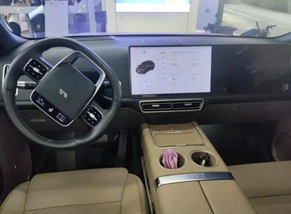 2025 Li L9 Range Extended 154HP REEV,autocango,china used car exporter,china ev exporter,chinese used car exporter,chinese used ev exporter