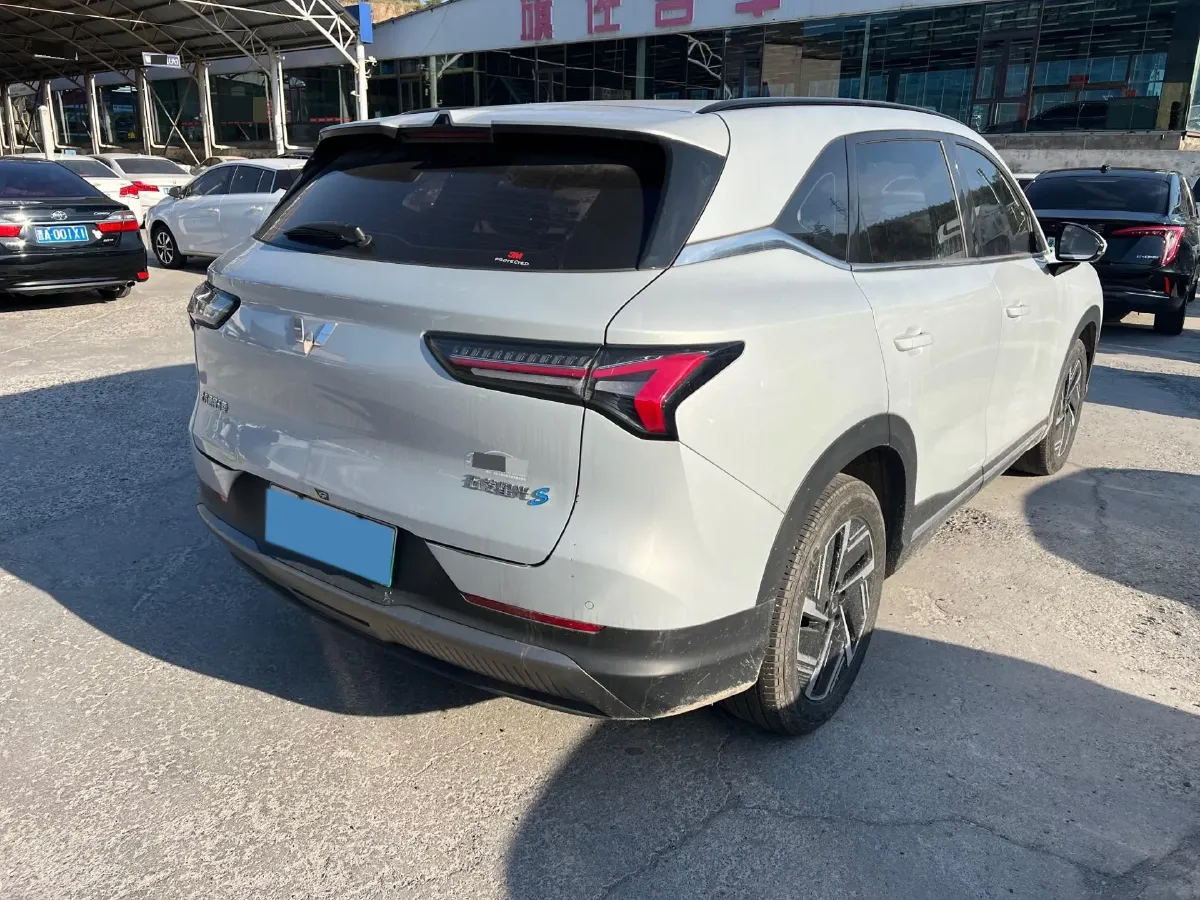 2024 WuLing XingGuangS BEV 60KWH,autocango,china used car exporter,china ev exporter,chinese used car exporter,chinese used ev exporter
