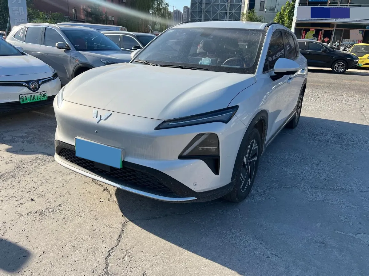 2024 WuLing XingGuangS BEV 60KWH,autocango,china used car exporter,china ev exporter,chinese used car exporter,chinese used ev exporter