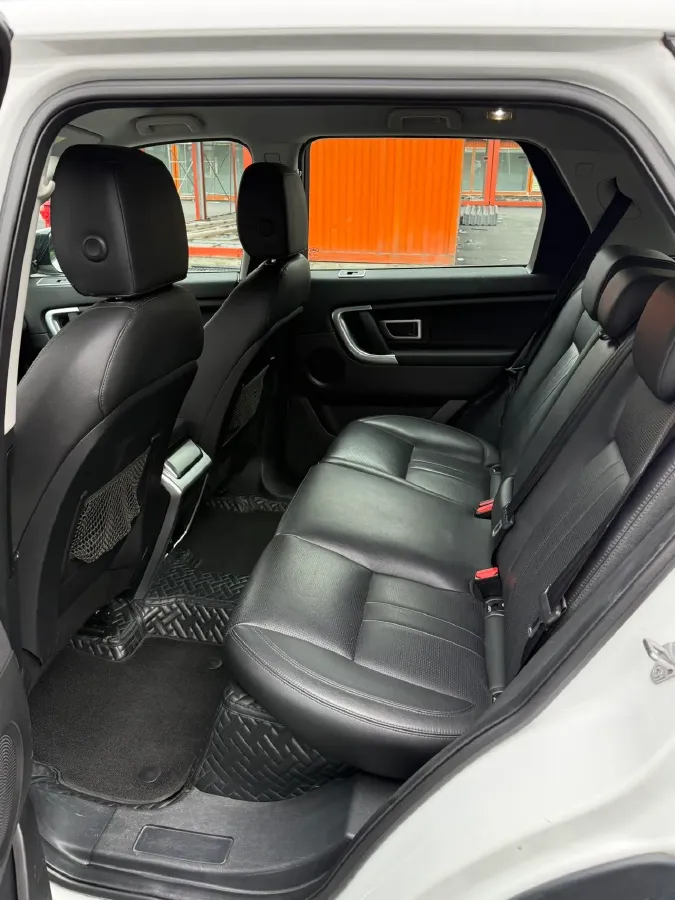 2018 Land Rover Discovery Sport 2.0T 241HP L4 9AT,autocango,china used car exporter,china ev exporter,chinese used car exporter,chinese used ev exporter