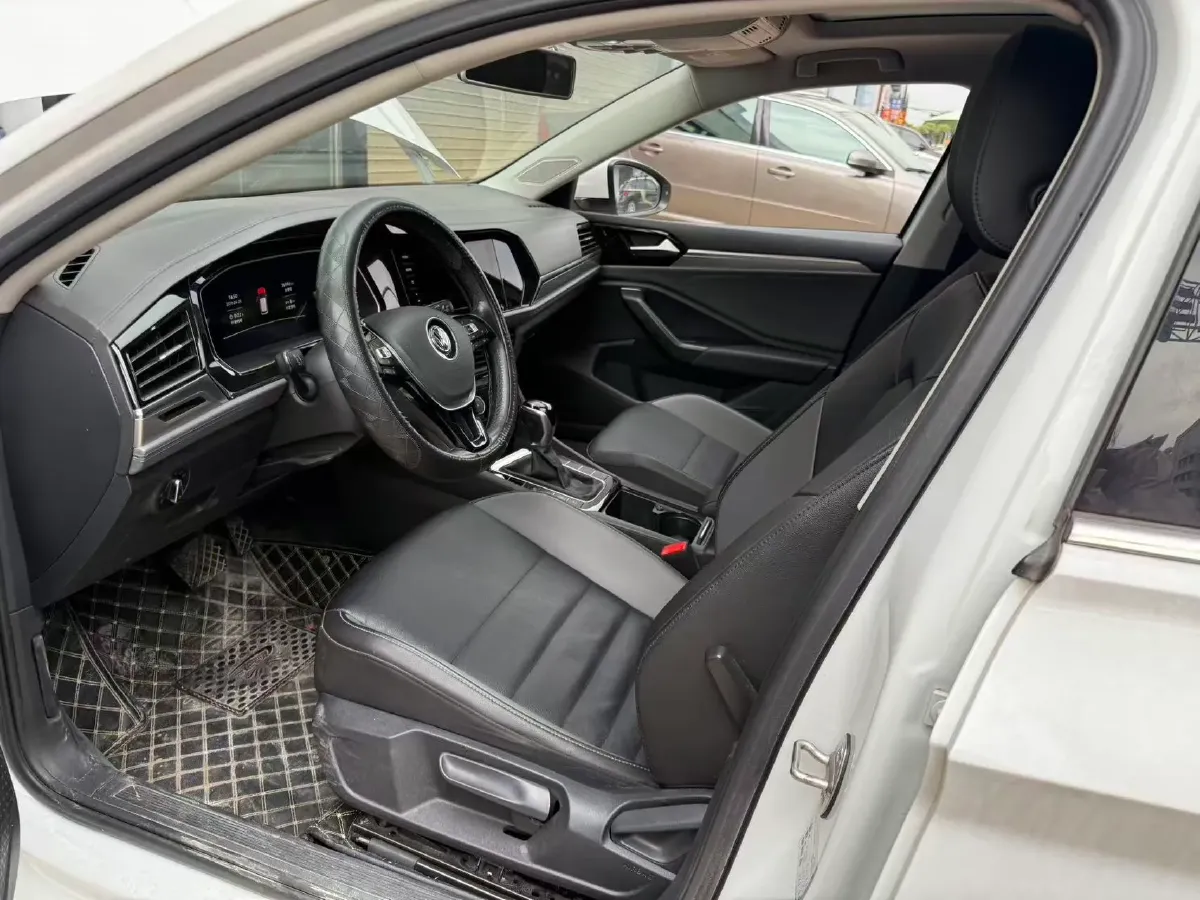 2020 Volkswagen Sagitar 1.2T 116HP L4 7DCT,autocango,china used car exporter,china ev exporter,chinese used car exporter,chinese used ev exporter