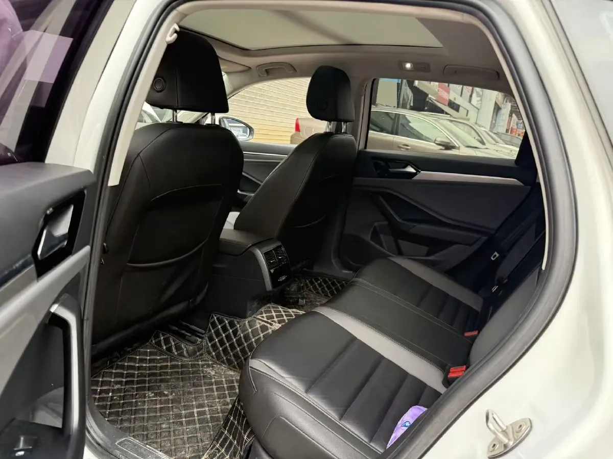 2020 Volkswagen Sagitar 1.2T 116HP L4 7DCT,autocango,china used car exporter,china ev exporter,chinese used car exporter,chinese used ev exporter