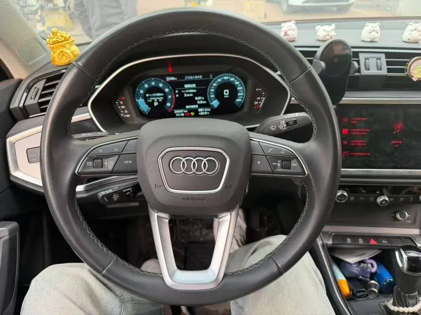 2022 Audi Q3 1.4T 150HP L4 7DCT,autocango,china used car exporter,china ev exporter,chinese used car exporter,chinese used ev exporter