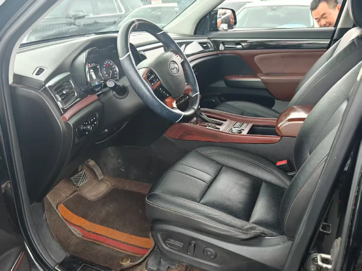 2017 GAC Trumpchi GS8 2.0T 201HP L4 6AT,autocango,china used car exporter,china ev exporter,chinese used car exporter,chinese used ev exporter