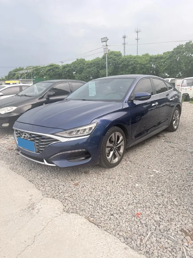 2019 Hyundai La Festa 1.6T 190HP L4 7DCT,autocango,china used car exporter,china ev exporter,chinese used car exporter,chinese used ev exporter