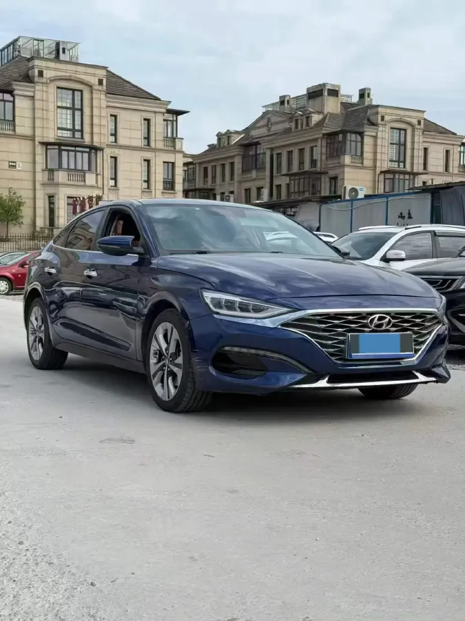 2019 Hyundai La Festa 1.6T 190HP L4 7DCT,autocango,china used car exporter,china ev exporter,chinese used car exporter,chinese used ev exporter