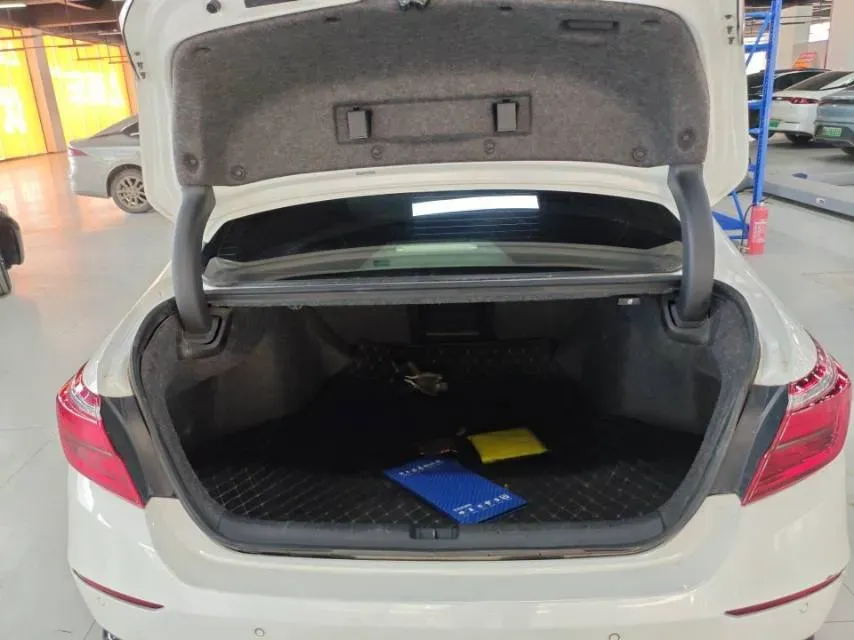 2022 Honda Inspire 2.0L 146HP L4 E-CVT Hybrid,autocango,china used car exporter,china ev exporter,chinese used car exporter,chinese used ev exporter