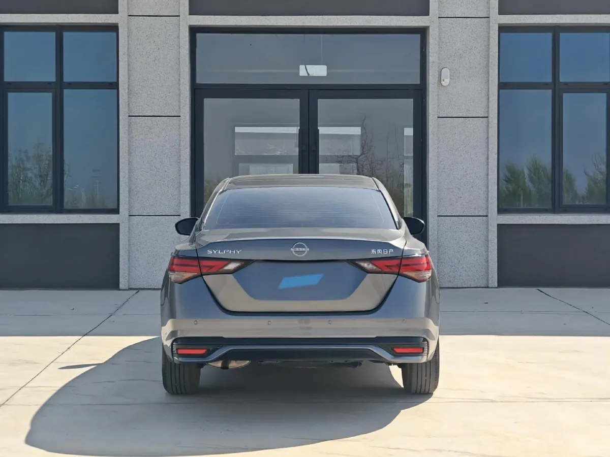 2025 Nissan Sylphy 1.6L 135HP L4 CVT,autocango,china used car exporter,china ev exporter,chinese used car exporter,chinese used ev exporter