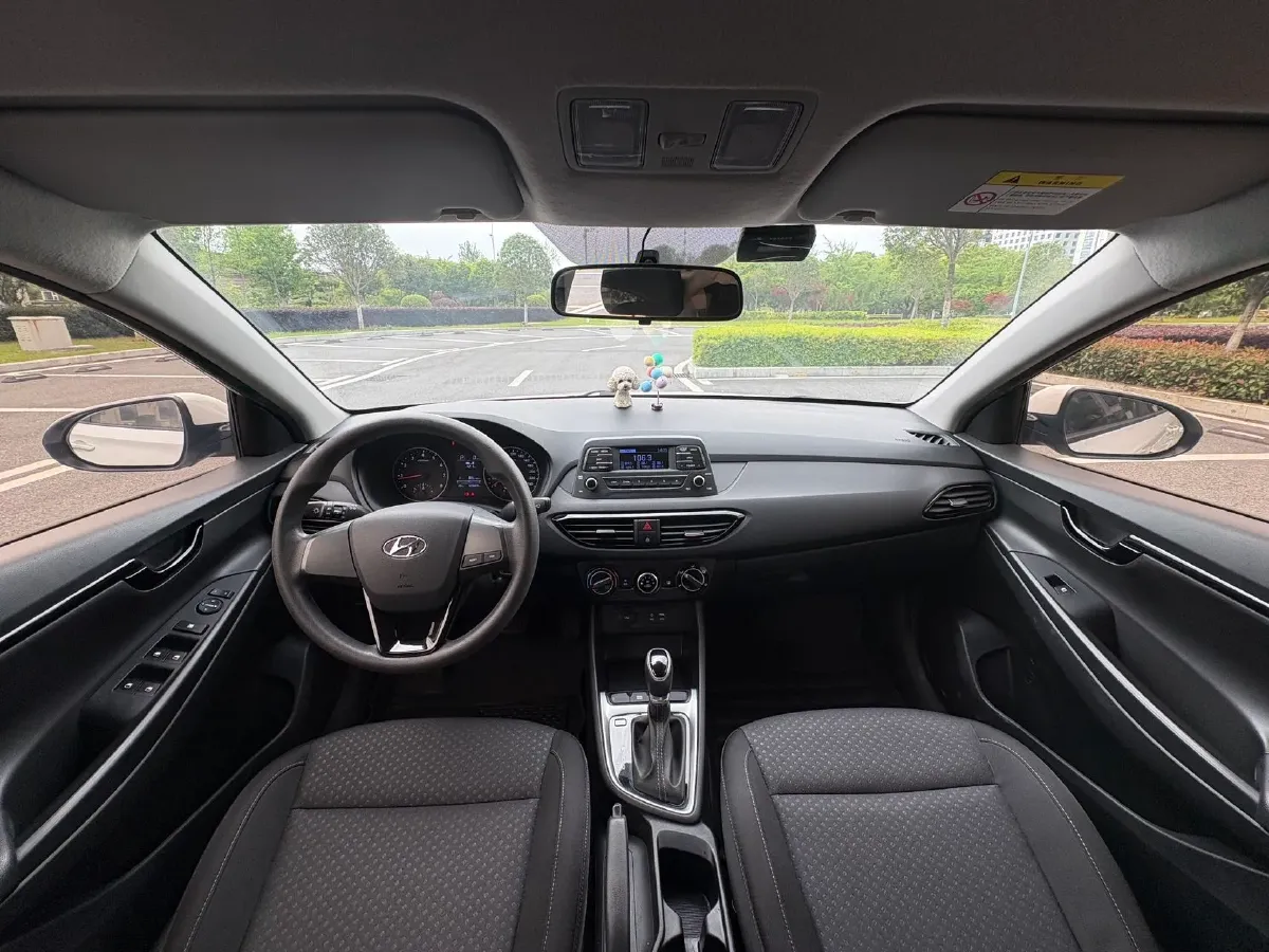 2020 Hyundai Celesta 1.6L 123HP L4 6AT,autocango,china used car exporter,china ev exporter,chinese used car exporter,chinese used ev exporter