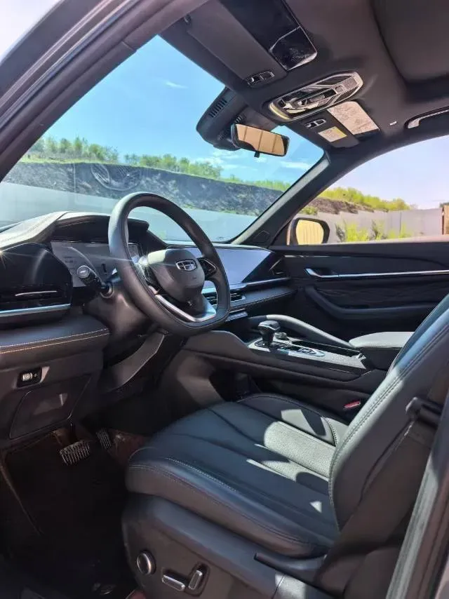 2024 Geely Monjaro 2.0T 218HP L4 7DCT,autocango,china used car exporter,china ev exporter,chinese used car exporter,chinese used ev exporter