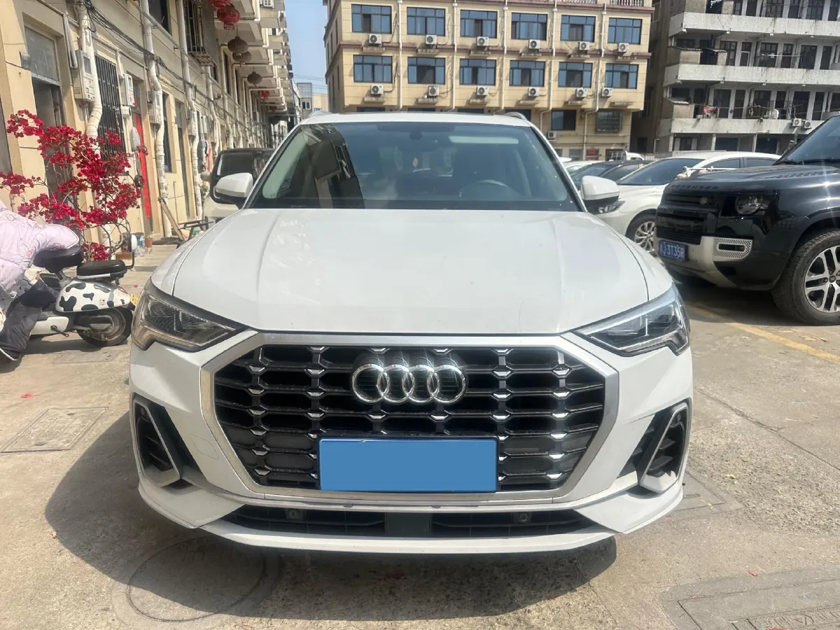 2022 Audi Q3 1.4T 150HP L4 7DCT,autocango,china used car exporter,china ev exporter,chinese used car exporter,chinese used ev exporter