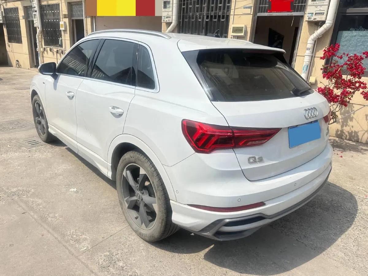 2022 Audi Q3 1.4T 150HP L4 7DCT,autocango,china used car exporter,china ev exporter,chinese used car exporter,chinese used ev exporter