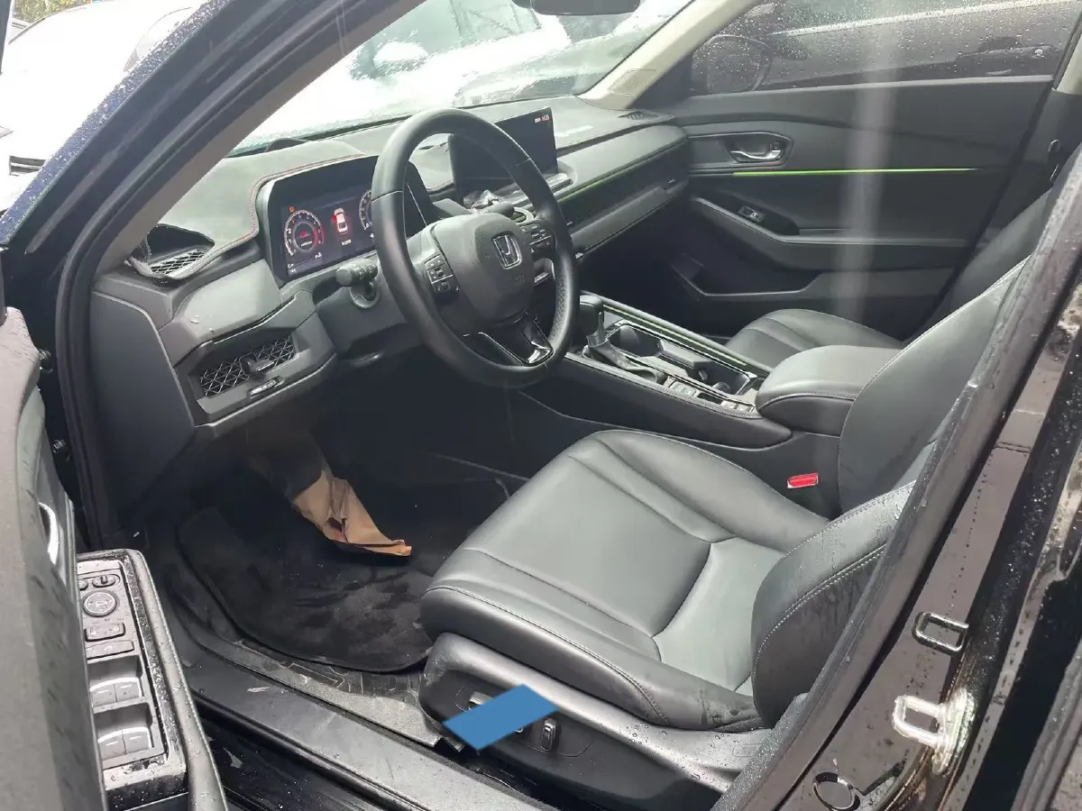 2024 Honda Accord 1.5T 192HP L4 CVT,autocango,china used car exporter,china ev exporter,chinese used car exporter,chinese used ev exporter