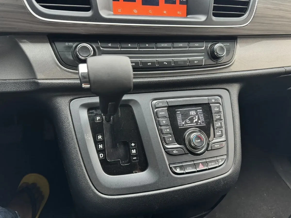 2018 MAXUS G10 2.0T 224HP L4 6AT,autocango,china used car exporter,china ev exporter,chinese used car exporter,chinese used ev exporter