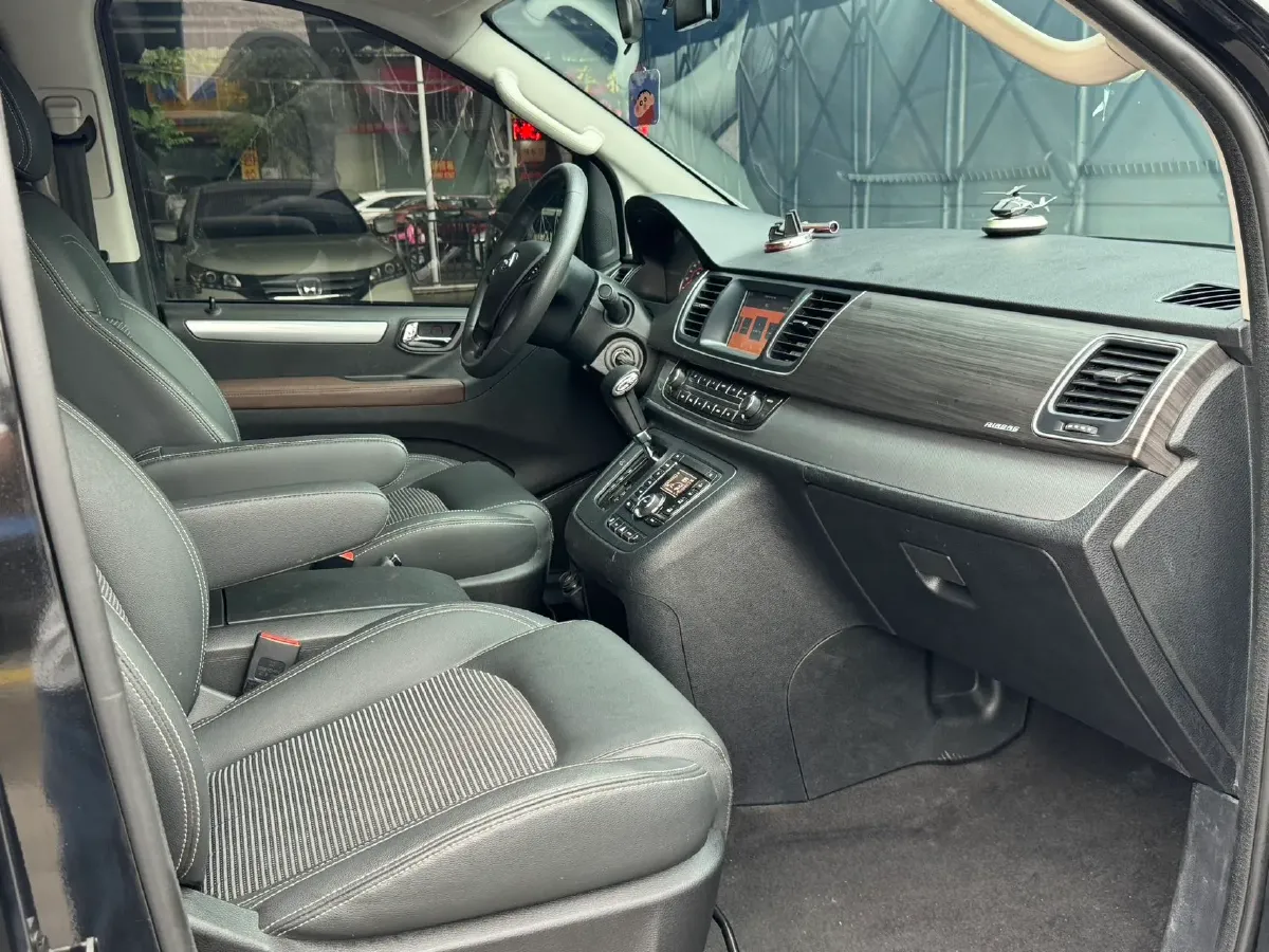 2018 MAXUS G10 2.0T 224HP L4 6AT,autocango,china used car exporter,china ev exporter,chinese used car exporter,chinese used ev exporter