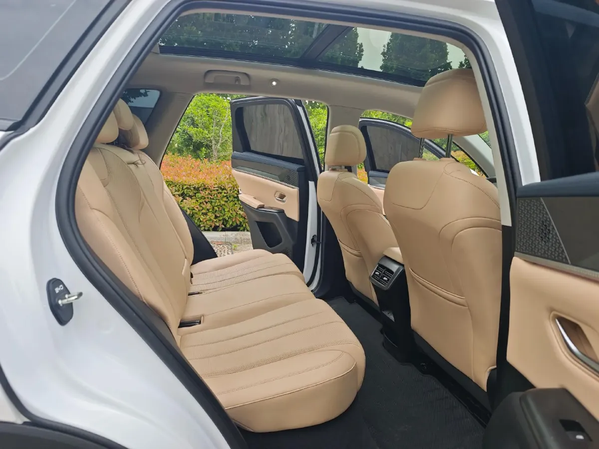 2025 BYD Song Pro 1.5L 101HP L4 E-CVT PHEV 18.3KWH,autocango,china used car exporter,china ev exporter,chinese used car exporter,chinese used ev exporter