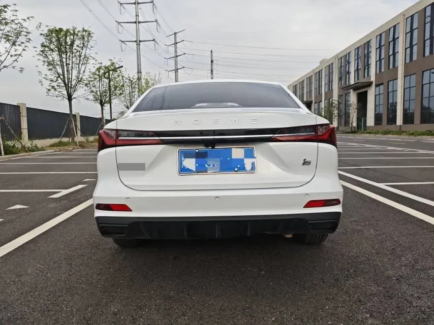 2026 Roewe i5 1.5L 129HP L4 CVT,autocango,china used car exporter,china ev exporter,chinese used car exporter,chinese used ev exporter