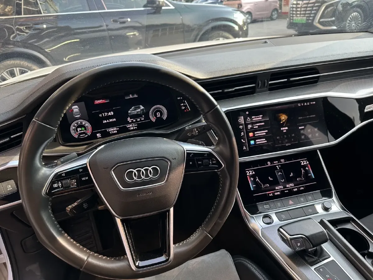 2021 Audi A6L 2.0T 190HP L4 7DCT,autocango,china used car exporter,china ev exporter,chinese used car exporter,chinese used ev exporter