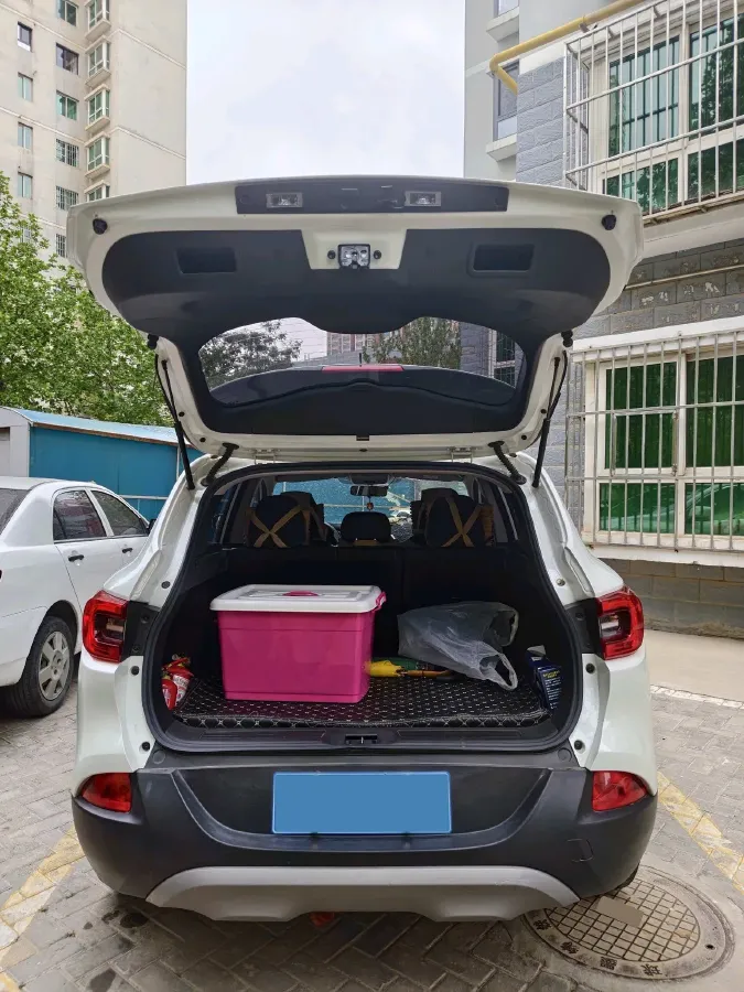 2017 Renault Kadjar 2.0L 150HP L4 CVT,autocango,china used car exporter,china ev exporter,chinese used car exporter,chinese used ev exporter