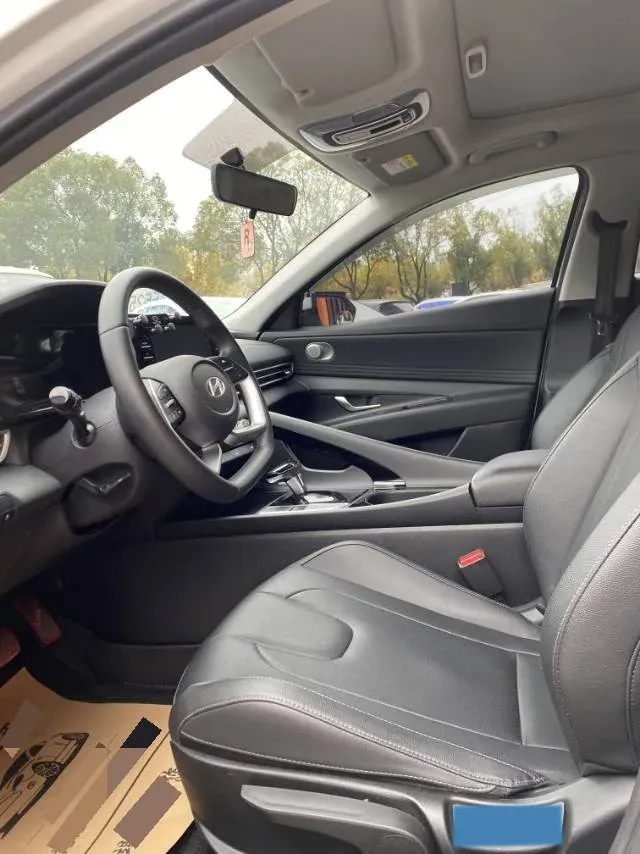 2022 Hyundai Elantra 1.5L 115HP L4 CVT,autocango,china used car exporter,china ev exporter,chinese used car exporter,chinese used ev exporter