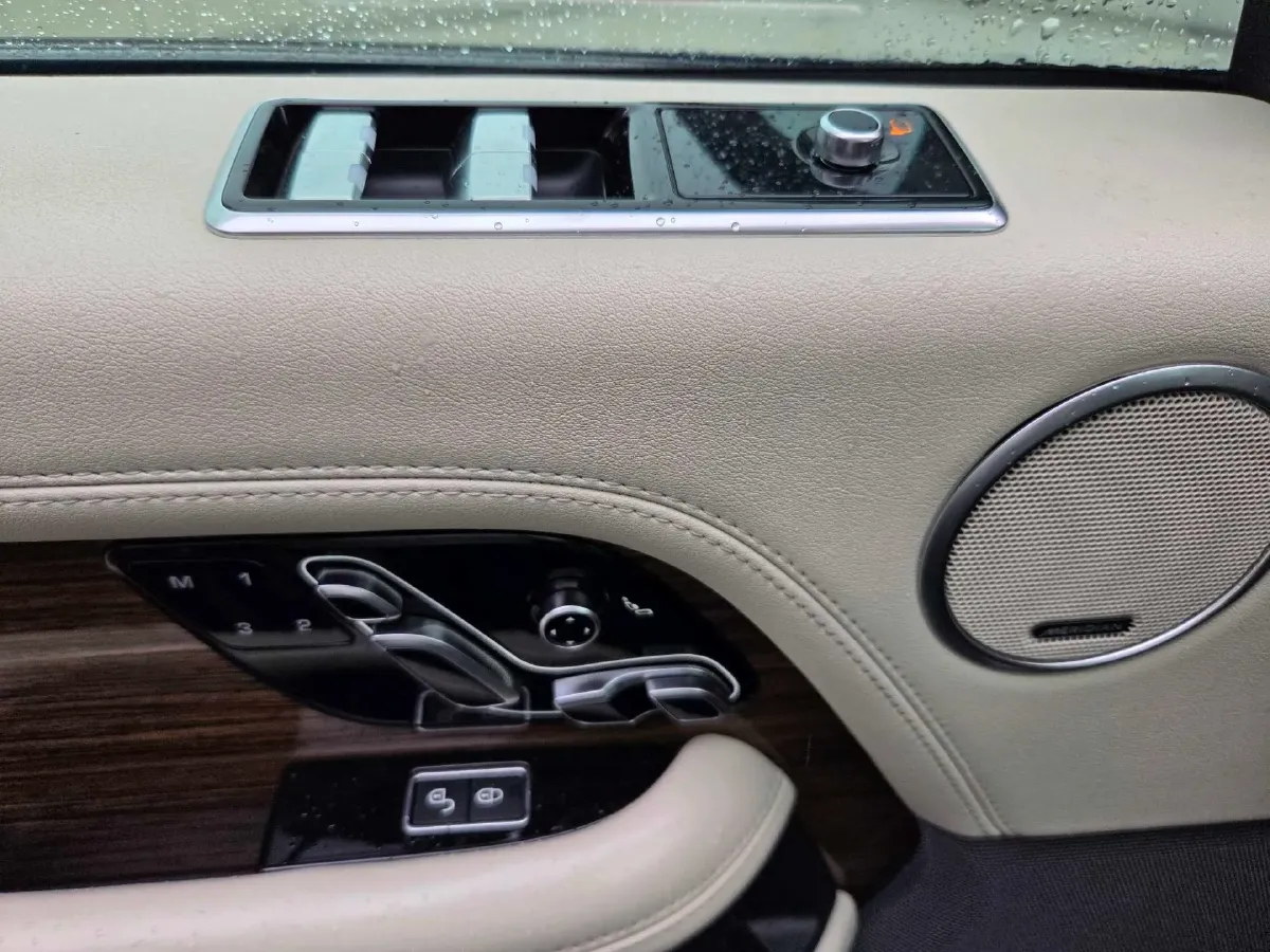 2018 Land Rover Range Rover 3.0T 381HP V6 8AT,autocango,china used car exporter,china ev exporter,chinese used car exporter,chinese used ev exporter