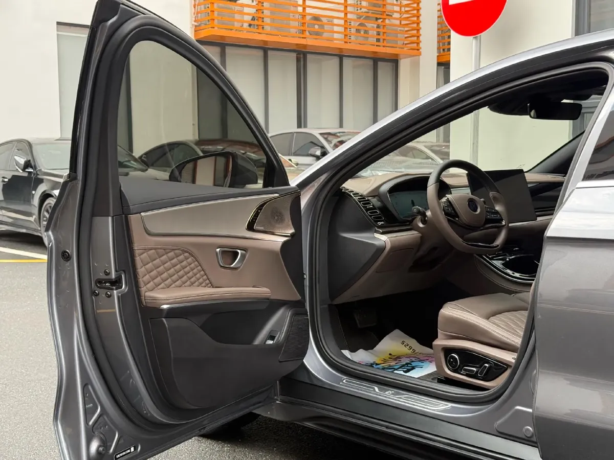 2022 BYD Seal BEV 61.4KWH,autocango,china used car exporter,china ev exporter,chinese used car exporter,chinese used ev exporter