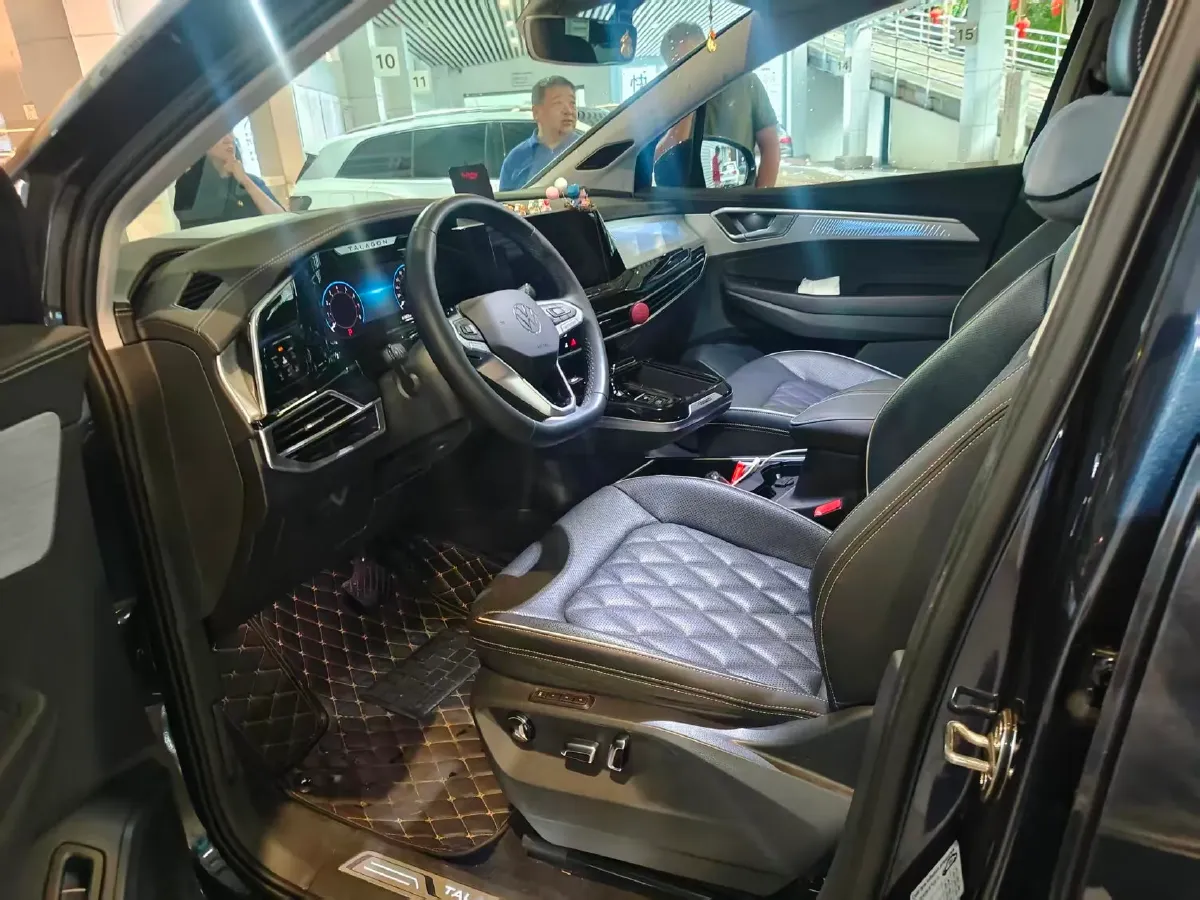 2021 Volkswagen Talagon 2.0T 220HP L4 7DCT,autocango,china used car exporter,china ev exporter,chinese used car exporter,chinese used ev exporter