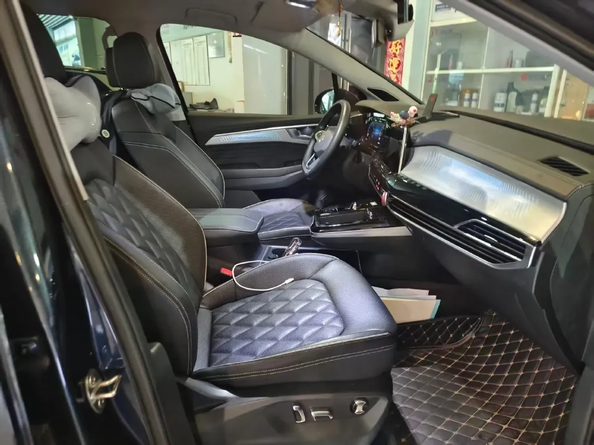 2021 Volkswagen Talagon 2.0T 220HP L4 7DCT,autocango,china used car exporter,china ev exporter,chinese used car exporter,chinese used ev exporter