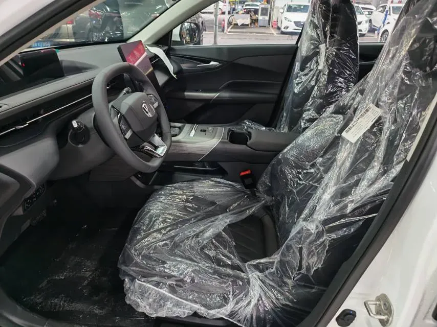 2025 ChangAn EadoPHEV 1.5L 98HP L4 E-CVT PHEV,autocango,china used car exporter,china ev exporter,chinese used car exporter,chinese used ev exporter