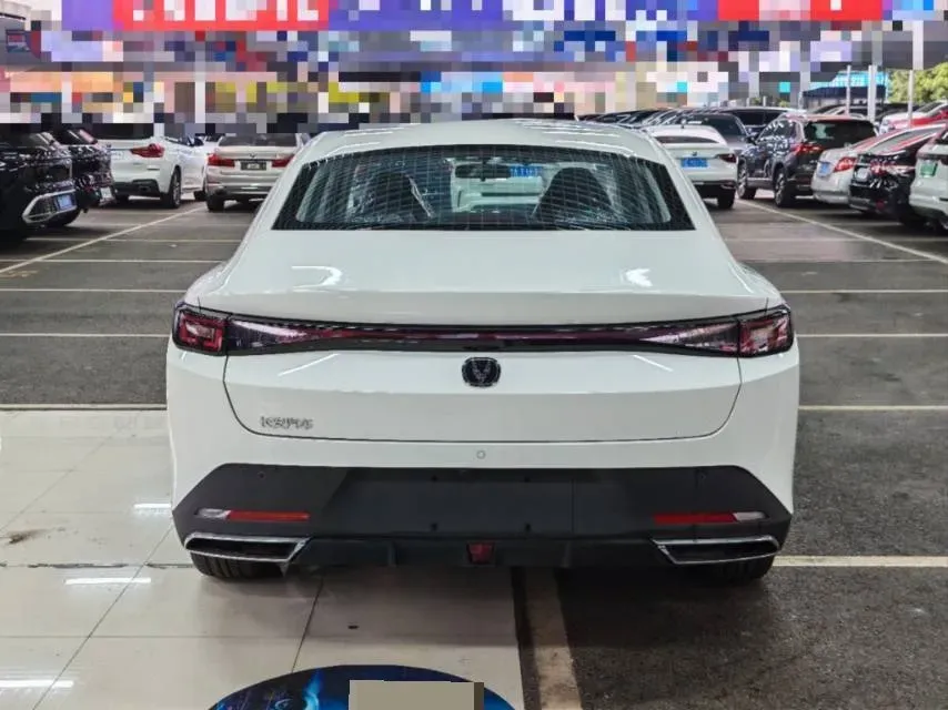 2025 ChangAn EadoPHEV 1.5L 98HP L4 E-CVT PHEV,autocango,china used car exporter,china ev exporter,chinese used car exporter,chinese used ev exporter