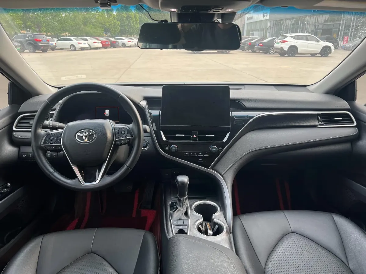 2021 Toyota Camry 2.5L 209HP L4 8AT,autocango,china used car exporter,china ev exporter,chinese used car exporter,chinese used ev exporter