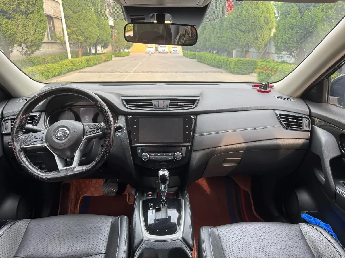 2021 Nissan X-Trail 2.0L 151HP L4 CVT,autocango,china used car exporter,china ev exporter,chinese used car exporter,chinese used ev exporter