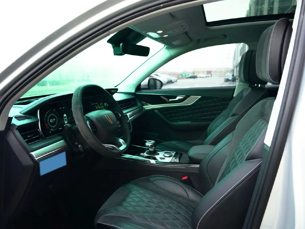 2019 HongQi HS5 2.0T 224HP L4 6AT,autocango,china used car exporter,china ev exporter,chinese used car exporter,chinese used ev exporter